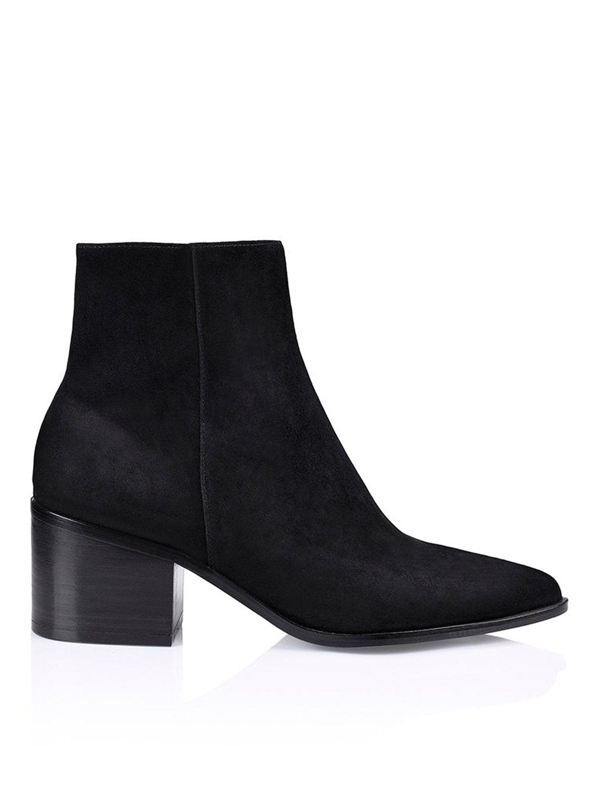 Half online boot black