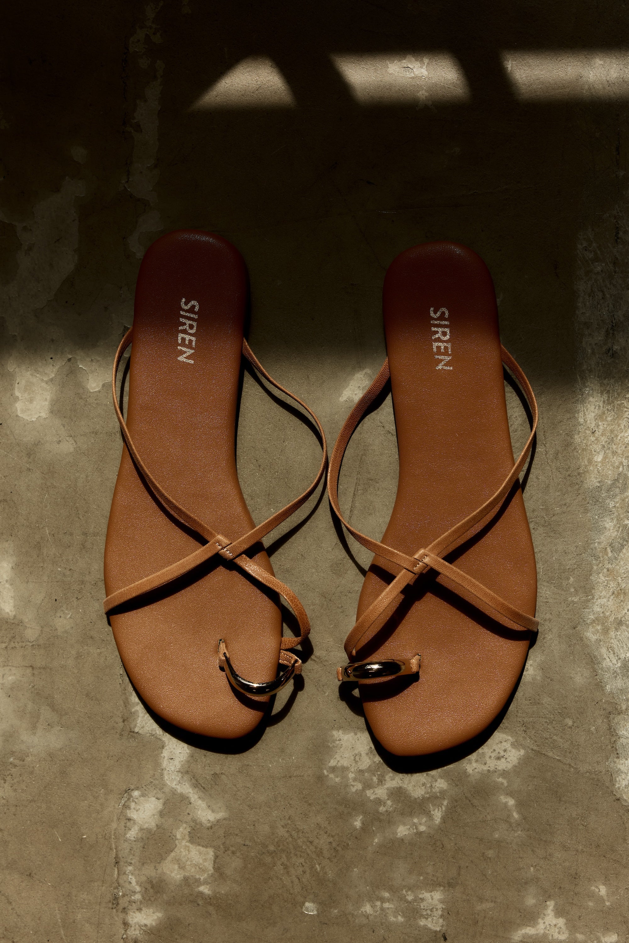 Mikki Flat Strappy Sandals - Tan Leather