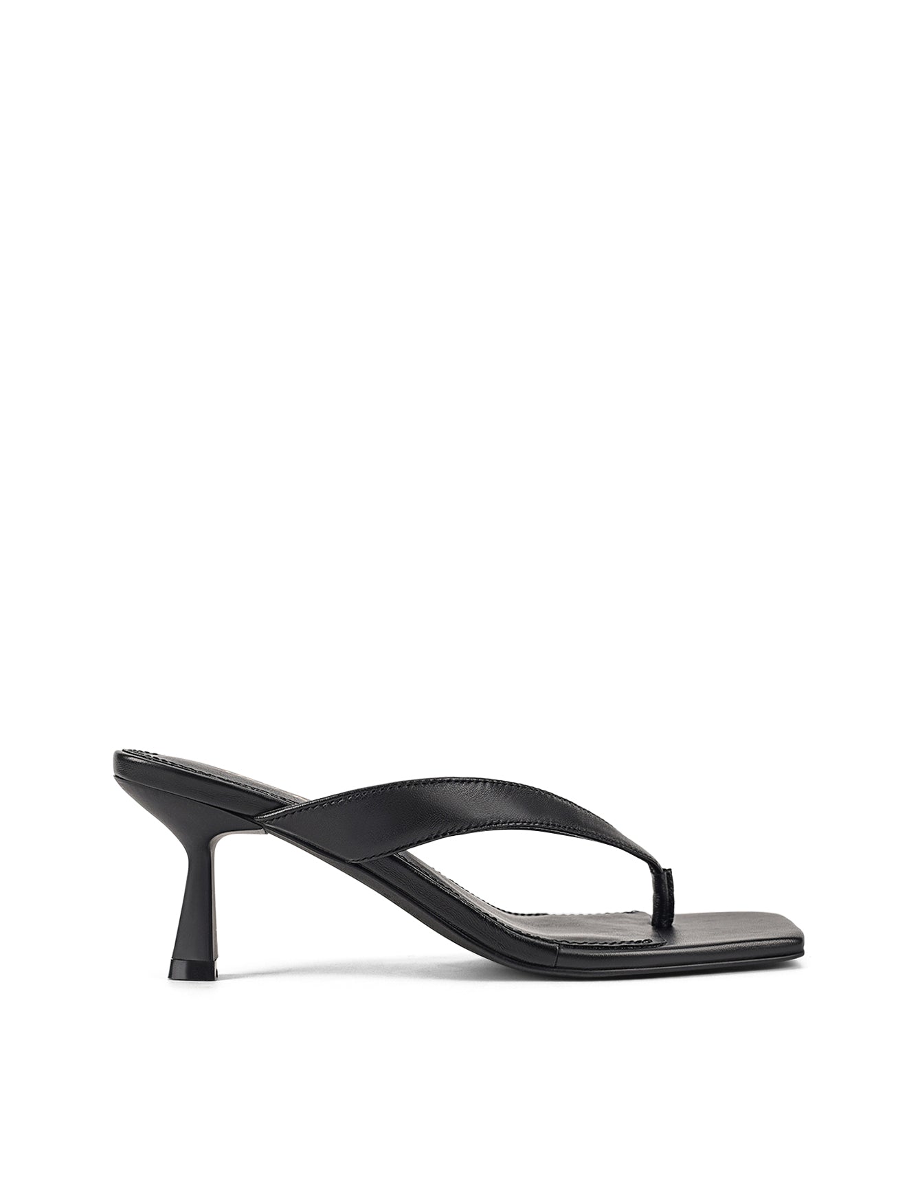 Women's heeled thong sandal with modern square toe, flared kitten heel finished in black leather