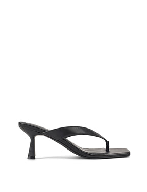 Women's heeled thong sandal with modern square toe, flared kitten heel finished in black leather