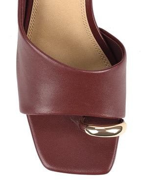 Wine open-toe sandal with a block heel with a gold toe detail