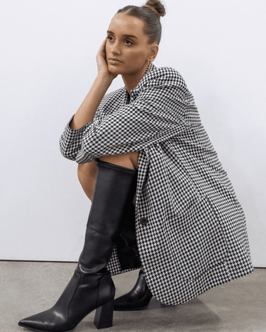 Wisdom Knee High Boots Black Stretch