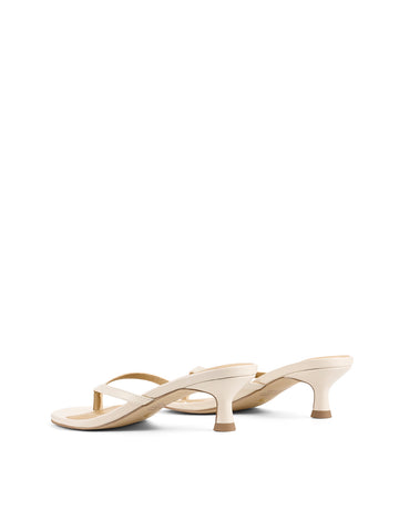 Women's leather kitten heel thong in chalk white