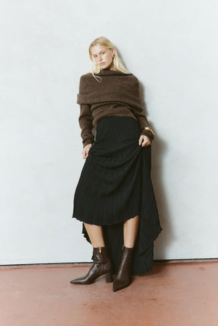 Women's chocolate brown stretch leather heeled ankle boot with pointed toe and zip closure