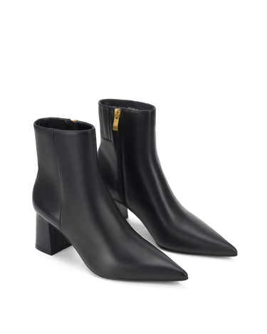 Women's black leather ankle boot with high heel and pointed toe