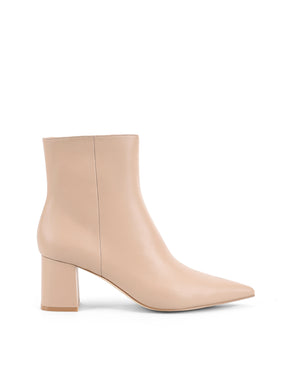 Women's nude leather ankle boot with zip closure, pointed toe and block heel